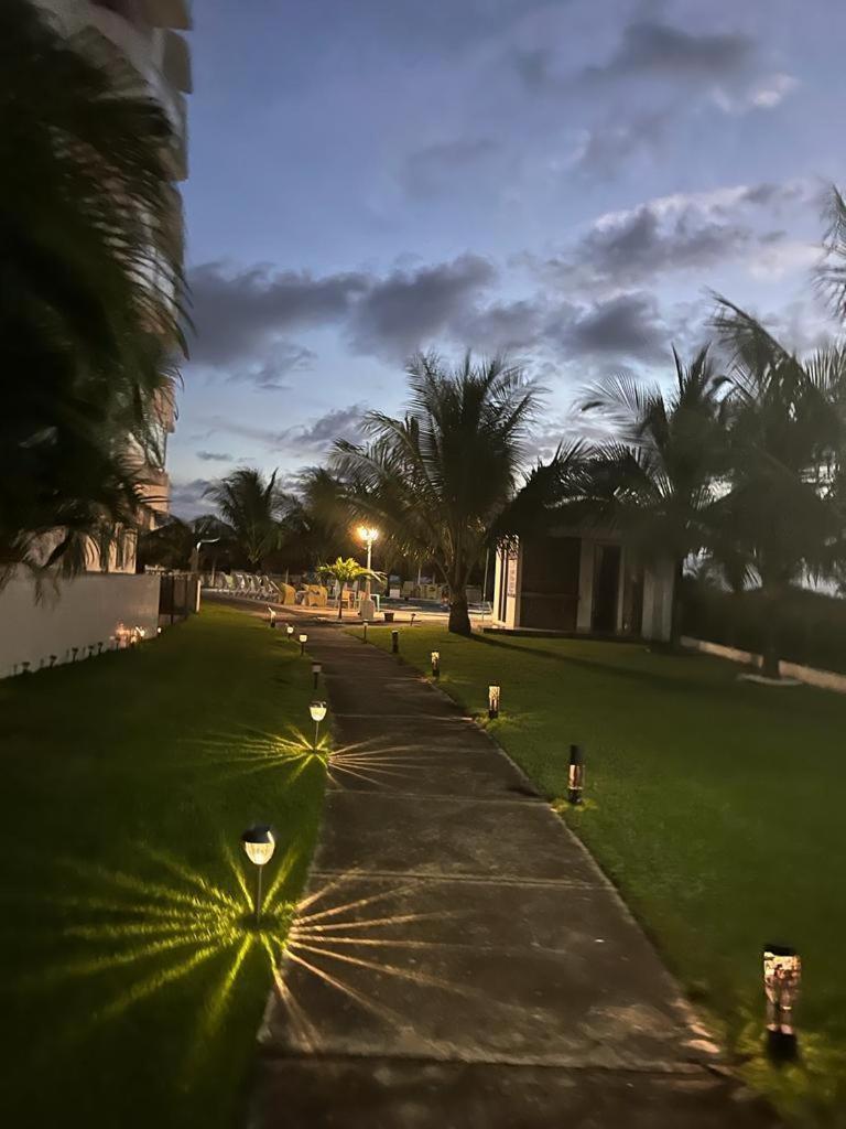 Playa La Barqueta , Las Olas Tower Front Давид Екстериор снимка
