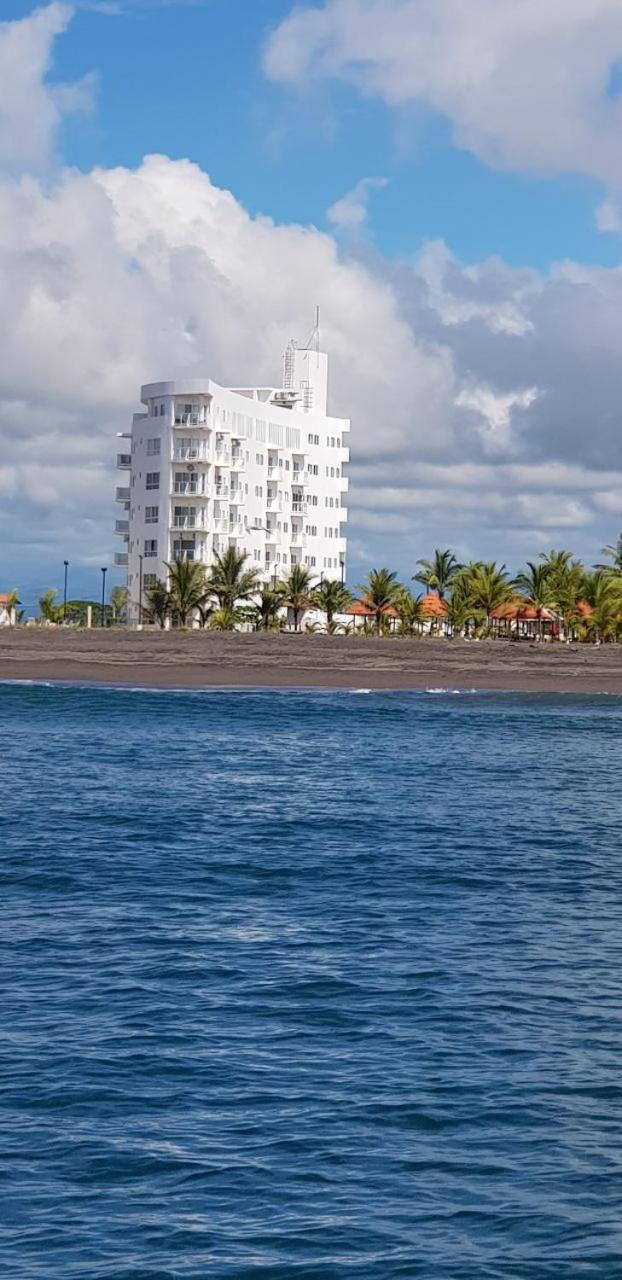Playa La Barqueta , Las Olas Tower Front Давид Екстериор снимка